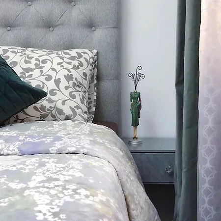アパート Maraverde 2 Bedroom アデヘ